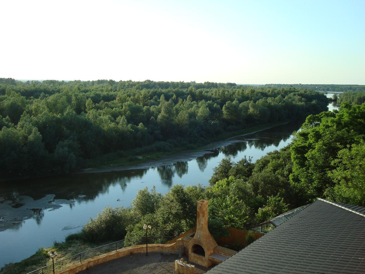 Hotel Bursztynowy Jozefow na Wisla Екстериор снимка