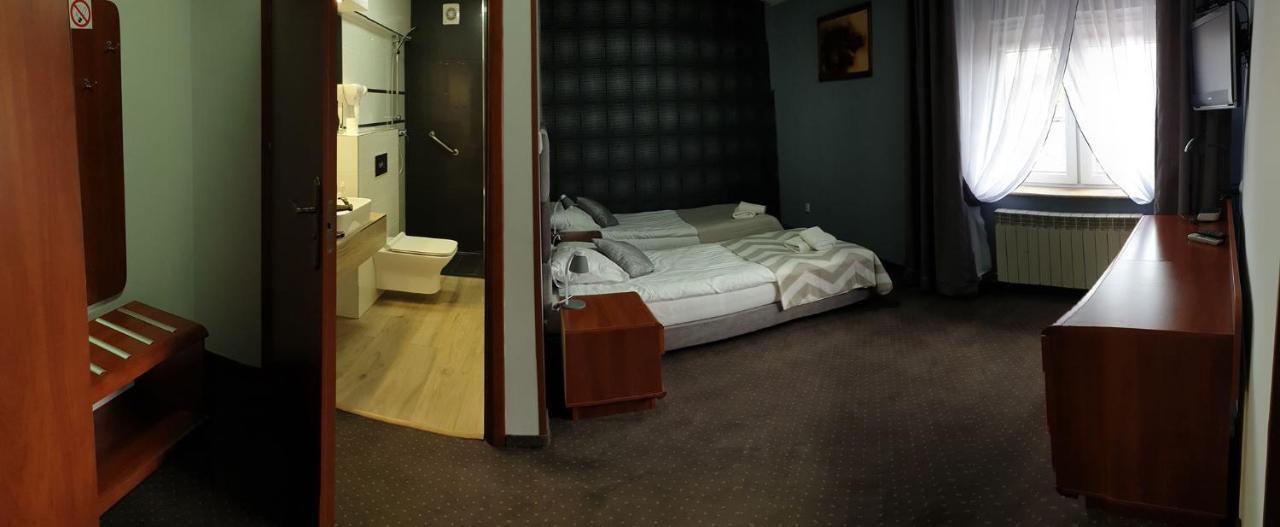 Hotel Bursztynowy Jozefow na Wisla Екстериор снимка